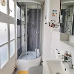 Cosy Centre *